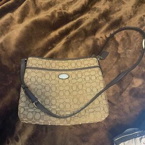 Coach Tan and Brown Signature Shoulder Bag. Like New. Gorgeous